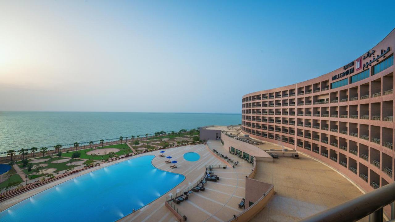 Grand Millennium Gizan Hotel Jizan Ngoại thất bức ảnh